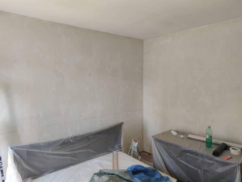 Réalisation d’une peinture finition velours dans une chambre sur Velaux